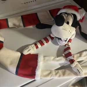 Disney Cruise Goofy Scarf